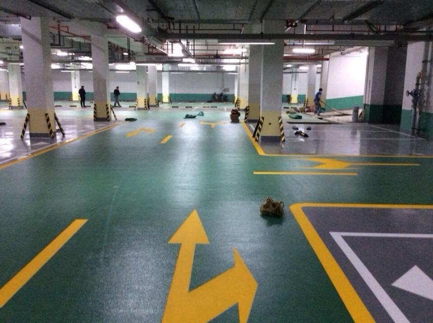 停车场地坪漆-广州美地美地坪漆厂家